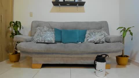 julian_wallace online show from January 2025 10:08:02 PM