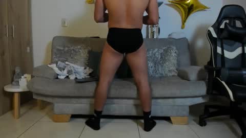 julian_wallace online show from September 2025 05:02:02 PM