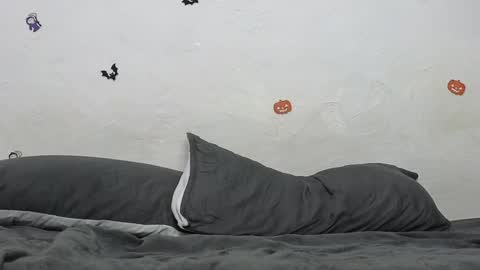 julian_whitee654 online show from January 2025 02:46:02 PM