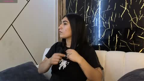 juliana23_pm online show from April 2026 04:41:02 PM