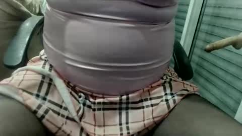 Snapshot of juliana8106 chatting on February 2025 04:54:01 PM juliana online show from February 2025 04:54:01 PM