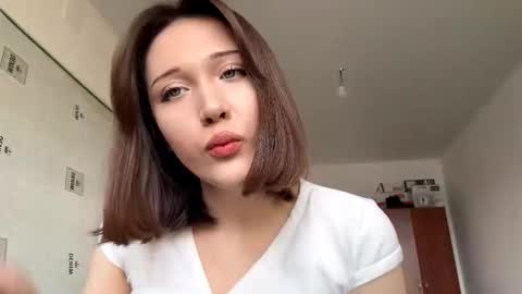 Kira online show from March 2026 08:18:01 AM