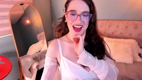 Julianne online show from September 2025 04:38:02 AM