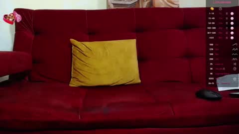 Call me  Juliano independent model online show from February 2025 08:58:02 AM