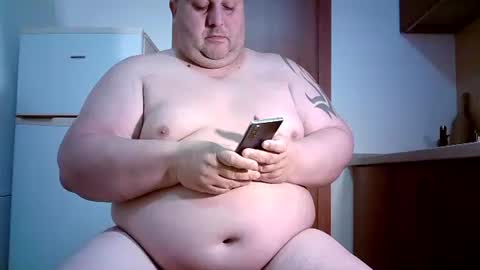 Snapshot of julianoparno chatting on May 2026 01:00:01 AM Juliano online show from May 2026 01:00:01 AM