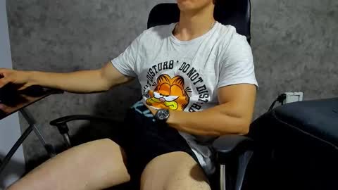 Snapshot of juliansexxx16 chatting on November 2025 10:28:02 AM Julian online show from November 2025 10:28:02 AM