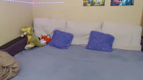 Snapshot of juliasane_ chatting on January 2025 11:17:01 AM Jul online show from January 2025 11:17:01 AM
