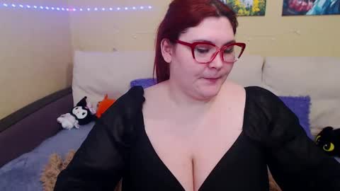 Snapshot of juliasane_ chatting on February 2025 09:14:01 PM Jul online show from February 2025 09:14:01 PM