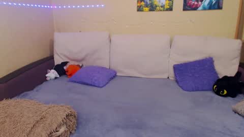 Snapshot of juliasane_ chatting on February 2025 03:36:02 PM Jul online show from February 2025 03:36:02 PM