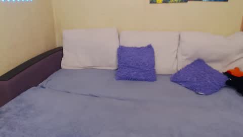 Snapshot of juliasane_ chatting on October 2025 03:00:02 PM Jul online show from October 2025 03:00:02 PM