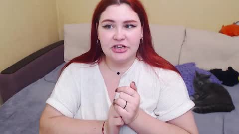 Snapshot of juliasane_ chatting on October 2025 08:21:02 PM Jul online show from October 2025 08:21:02 PM