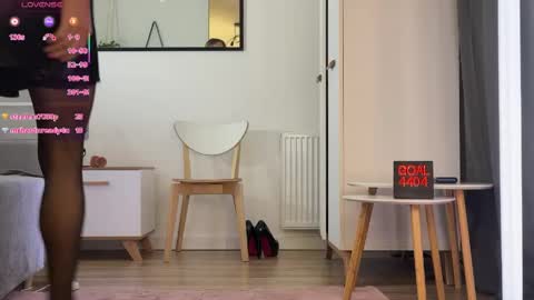 Snapshot of juliashka chatting on April 2026 09:06:02 PM Julia online show from April 2026 09:06:02 PM