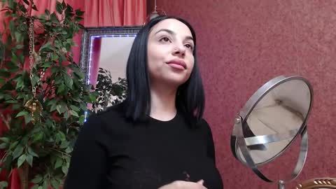 Maria online show from December 2025 07:25:02 AM