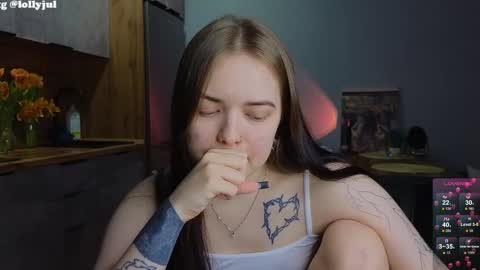 julidropp online show from March 2025 11:22:02 PM