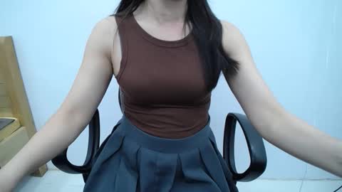 julie9x online show from September 2025 12:23:02 AM