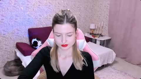 Julie online show from January 2025 04:20:01 PM