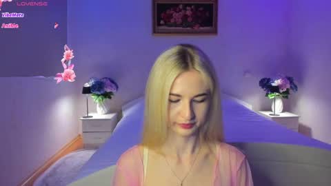 julieblazex online show from May 2026 09:45:01 PM