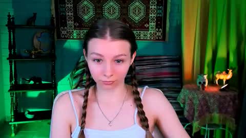 juliedaniel online show from December 2025 04:18:02 AM