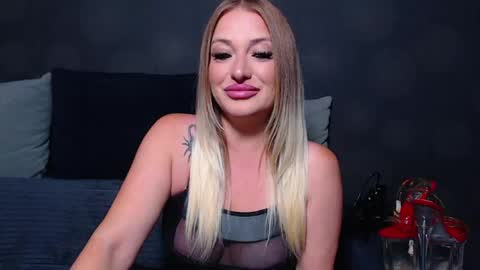 julia online show from July 2026 05:33:02 AM