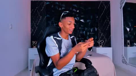 Julien online show from February 2026 12:34:02 PM