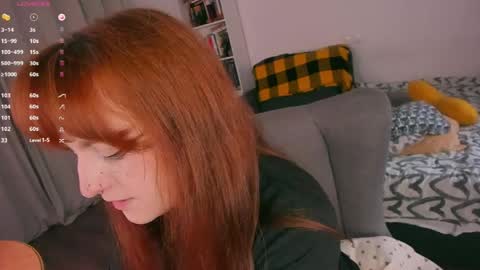 Snapshot of juliet_schoolgirl chatting on April 2026 07:09:02 PM Juliet online show from April 2026 07:09:02 PM