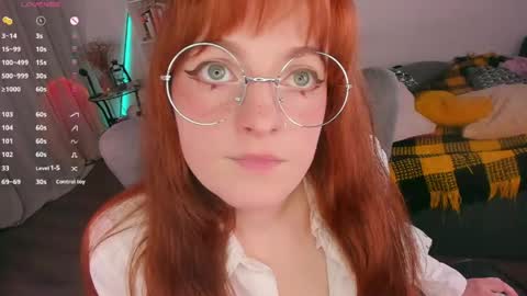 Snapshot of juliet_schoolgirl chatting on May 2026 02:36:02 PM Juliet online show from May 2026 02:36:02 PM