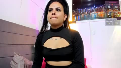 Snapshot of julieta_coopeer_ chatting on June 2026 10:29:02 AM Julieta online show from June 2026 10:29:02 AM