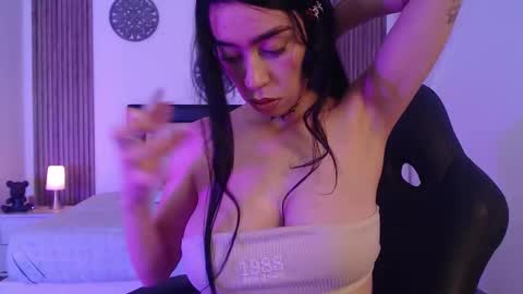 Julieta online show from December 2025 02:06:01 AM