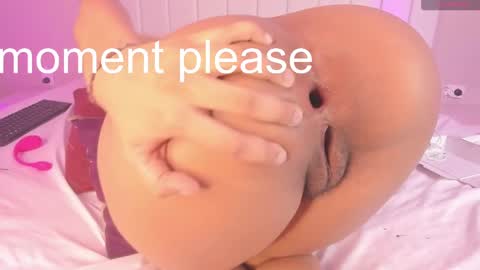 Snapshot of julieta_flower chatting on January 2025 01:09:01 PM Julieta IG juietaflower06 online show from January 2025 01:09:01 PM