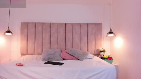 Snapshot of julieta_jane_ chatting on September 2025 03:44:02 AM Julieta online show from September 2025 03:44:02 AM