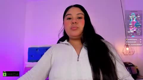 Julieta Mille online show from December 2025 11:30:02 AM