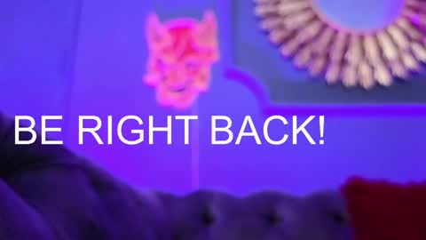 Snapshot of julieta_russell chatting on February 2025 02:56:02 PM Julieta online show from February 2025 02:56:02 PM