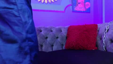 Snapshot of julieta_russell chatting on February 2025 12:06:02 PM Julieta online show from February 2025 12:06:02 PM