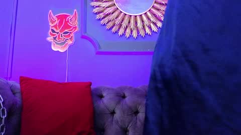 Snapshot of julieta_russell chatting on February 2025 12:17:02 PM Julieta online show from February 2025 12:17:02 PM