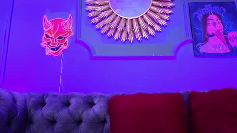 Snapshot of julieta_russell chatting on March 2025 06:22:02 PM Julieta online show from March 2025 06:22:02 PM