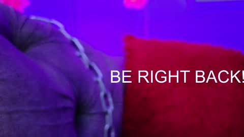 Snapshot of julieta_russell chatting on March 2025 03:07:02 PM Julieta online show from March 2025 03:07:02 PM