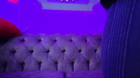 Snapshot of julieta_russell chatting on March 2025 12:15:01 PM Julieta online show from March 2025 12:15:01 PM