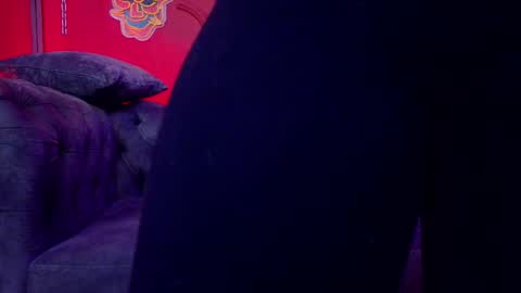 Snapshot of julieta_russell chatting on October 2025 11:30:01 AM Julieta online show from October 2025 11:30:01 AM