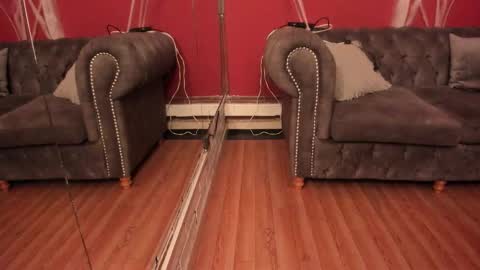 Snapshot of julieta_russell chatting on October 2025 11:11:01 AM Julieta online show from October 2025 11:11:01 AM