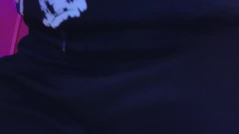 Snapshot of julieta_russell chatting on November 2025 12:22:01 PM Julieta online show from November 2025 12:22:01 PM