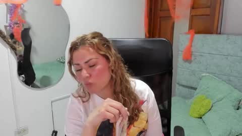 julieta_star69 online show from October 2025 11:09:01 PM