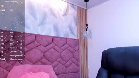 Snapshot of julieta_sweett20 chatting on June 2026 01:21:02 PM Julieta online show from June 2026 01:21:02 PM