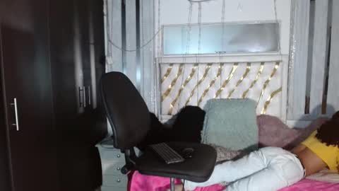JULIETA online show from September 2025 03:41:02 AM