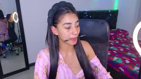 Snapshot of julietacheer chatting on December 2025 01:10:01 AM Julieta online show from December 2025 01:10:01 AM