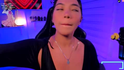 Julieta  online show from November 2025 08:00:02 AM