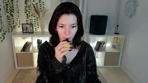 Snapshot of julietaromaniss chatting on October 2025 06:03:01 AM Julieta or Jully online show from October 2025 06:03:01 AM