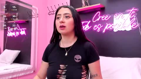   online show from December 2025 03:28:02 PM