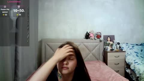 Snapshot of julietkalen chatting on May 2026 06:40:02 AM Julietkitty online show from May 2026 06:40:02 AM