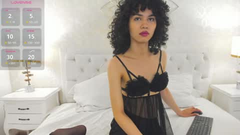 julietta    online show from May 2026 12:13:02 PM