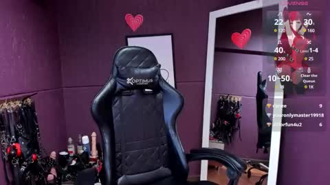       online show from February 2025 06:26:02 PM